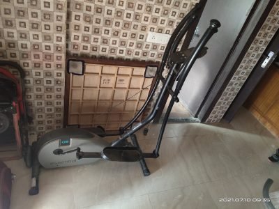 Sparingly Used Cross Trainer