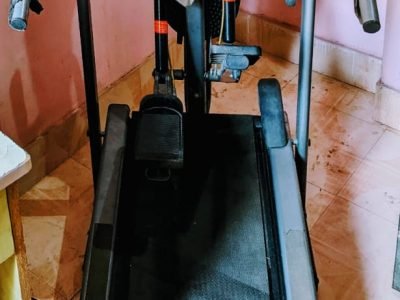 Urgently want to sell my manual treadmill.