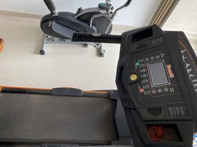 Durafit treadmill – 5HP, 120kg – good condition