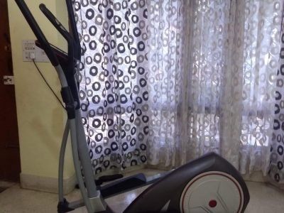 Physique elliptical trainer PL 882