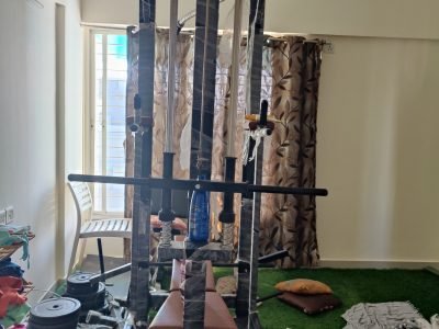 Hi, I am selling my home gym setup