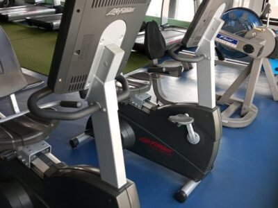 LIFEFITNESS MACHINCE FULL SETUP SALE