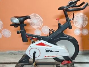 RPM Fitness RPM600 (30lbs Flywheel) Exercise bike