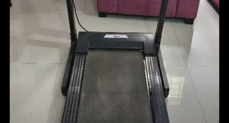 Durafit foldable treadmill at Rs.12000/-