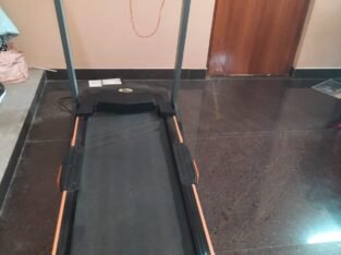 DURAFIT 5.HP motorized foldable Treadmill