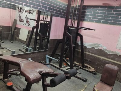 Commercial gym equipment