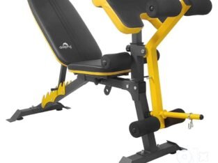 Leg extension machine