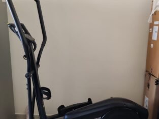 Decathlon Domyos EL520 Elliptical