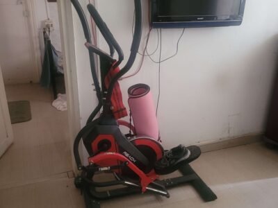 Elliptical cross trainer for sale.