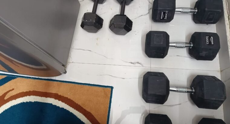 4 Pairs of heavy weight dumbbells (18,20,25,30Kg)