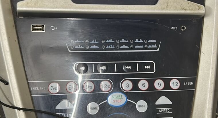 Auto Inclined foldable Motorized Treadmill