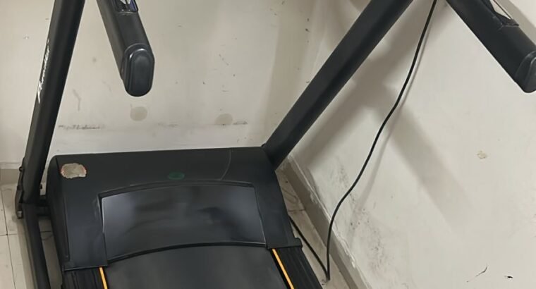 Auto Inclined foldable Motorized Treadmill