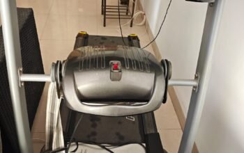 Gently Used 3.0 HP Motorized Treadmill-15% Incline