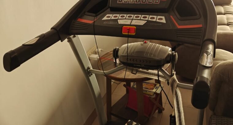 Gently Used 3.0 HP Motorized Treadmill-15% Incline